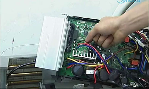 绥江美的空调电话是多少